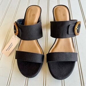 TOMMY BAHAMA Tonia Buckle Block Heeled Sandals Beachy Linen Black Tan Sz 7.5